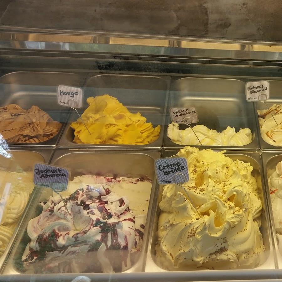 Restaurant "Eiscafé Glassissimo" in Dierhagen