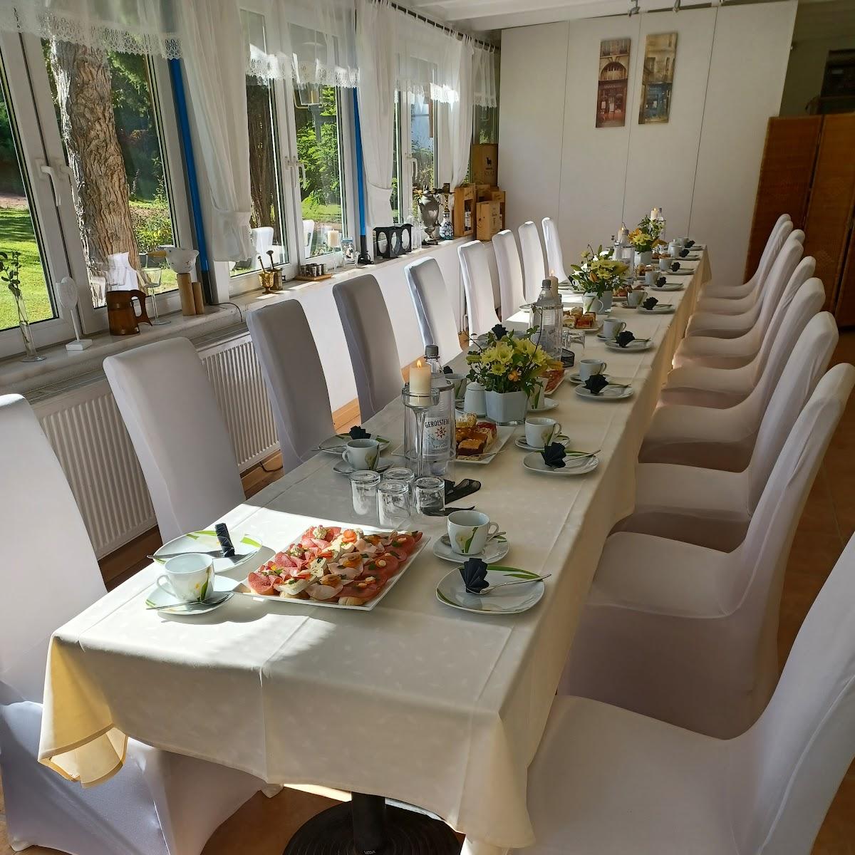 Restaurant "Café & Partyservice vis-à-vis" in Seebach