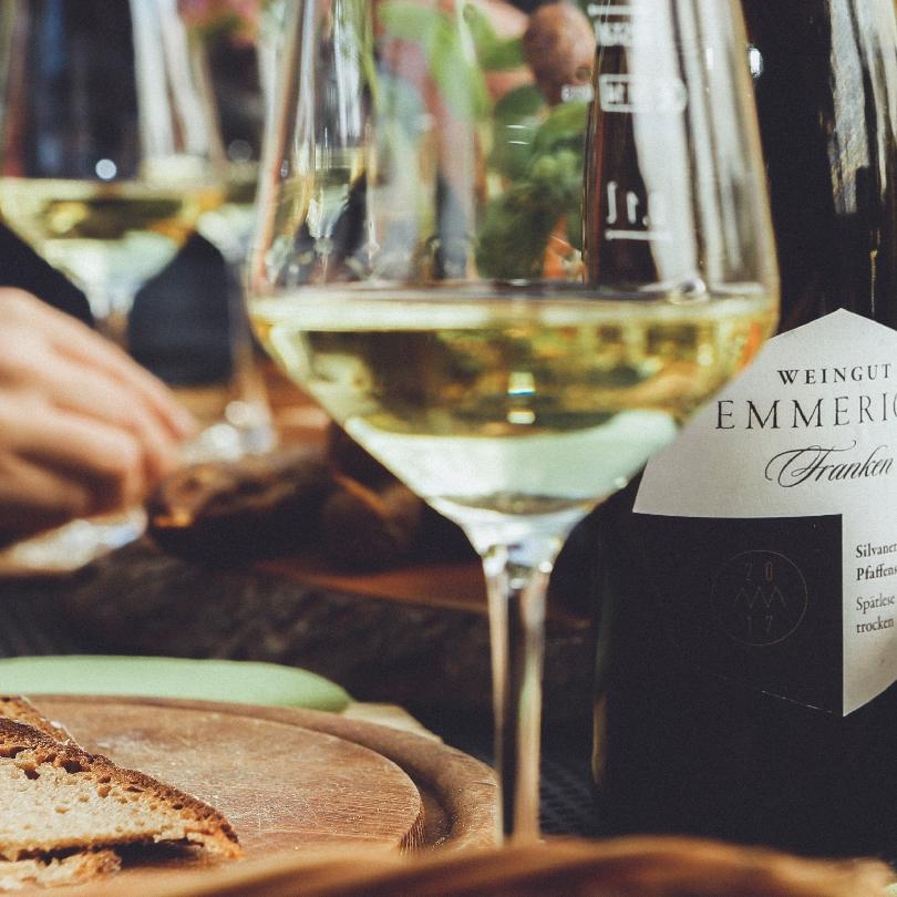 Restaurant "Weingut Emmerich" in Iphofen