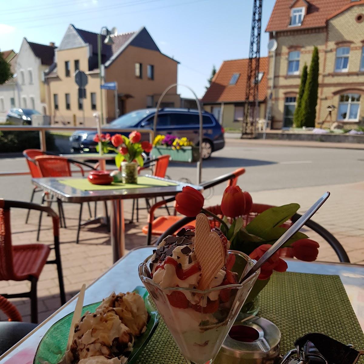 Restaurant "Eiscafé Zum kühlen Kuss" in Hecklingen