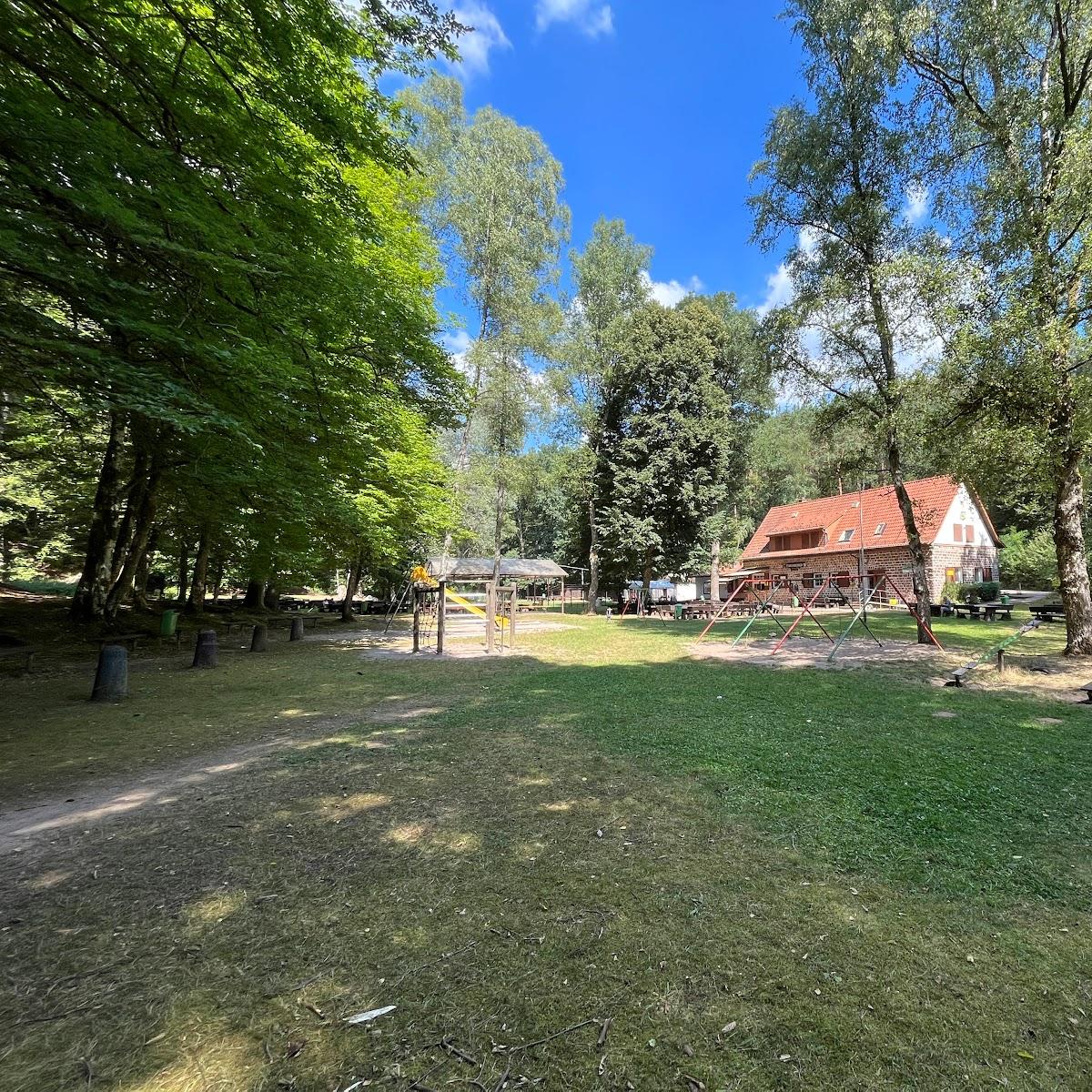 Restaurant "Waldhaus Starkenbrunnen" in Lemberg