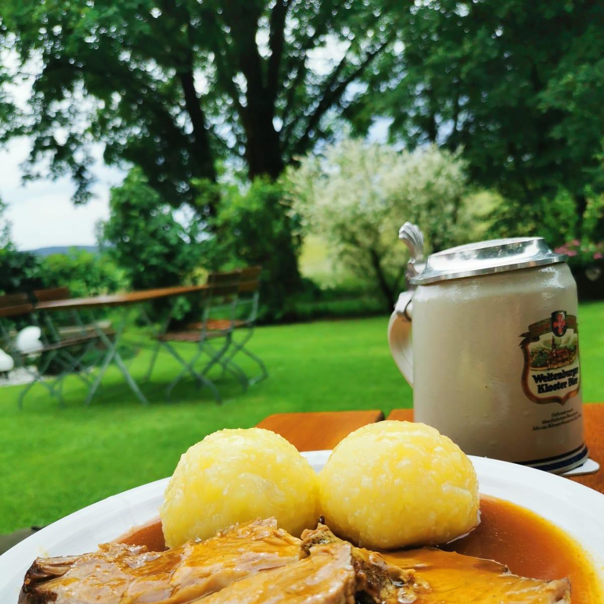 Restaurant "Hubsis Biergarten" in Oberviechtach