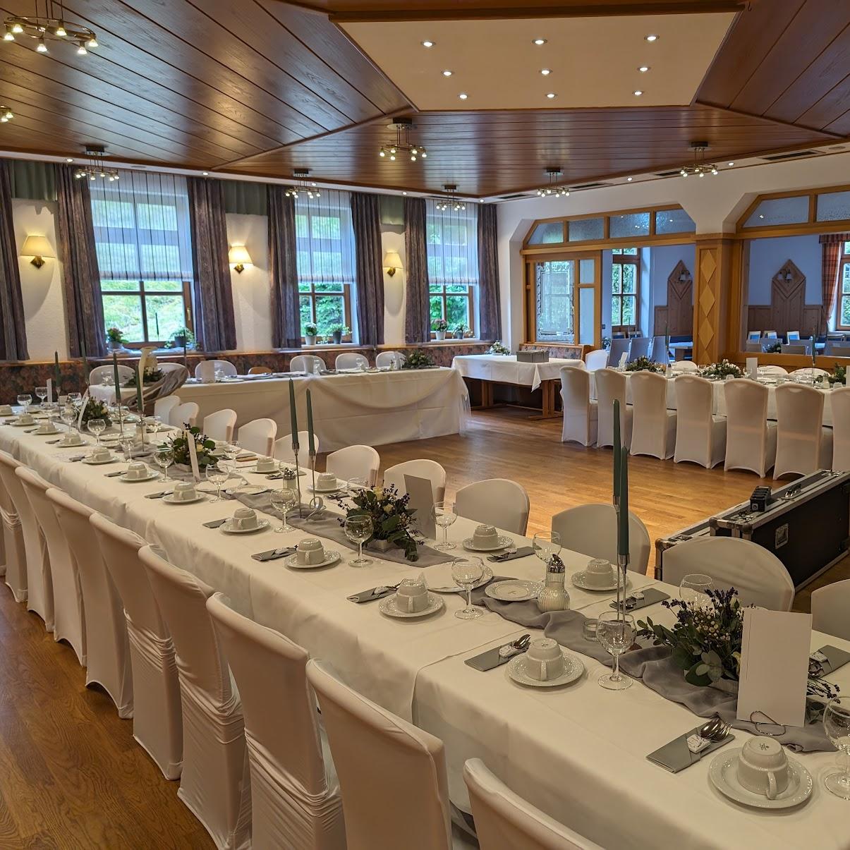 Restaurant "Lindenhof Hetzenbach" in Zell