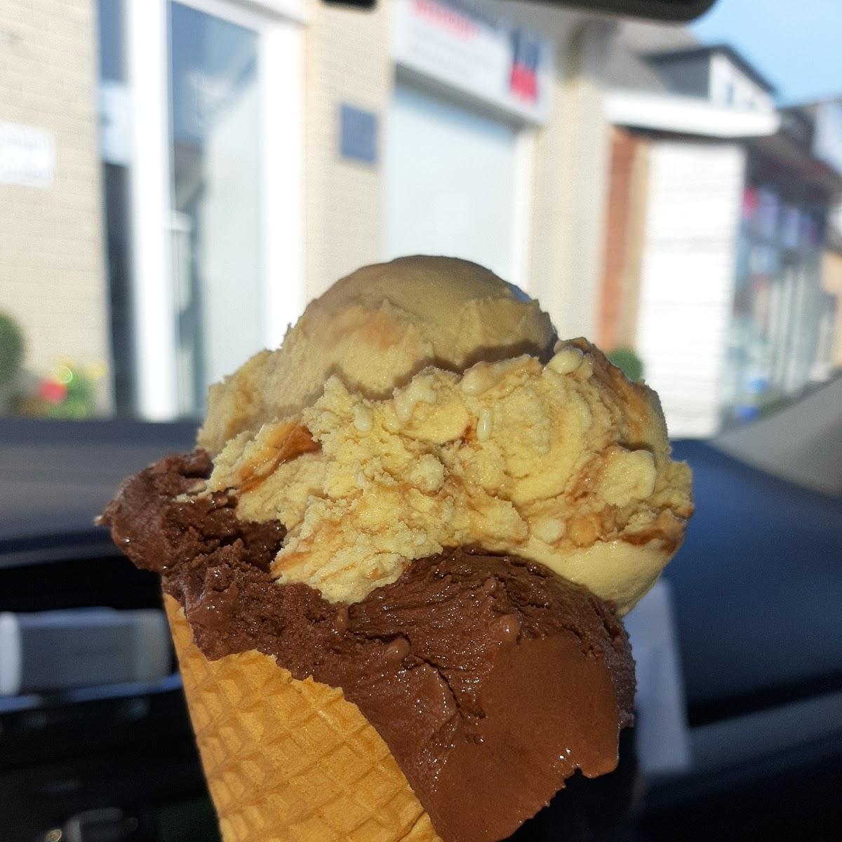 Restaurant "Eis Baldassar" in Hanerau-Hademarschen