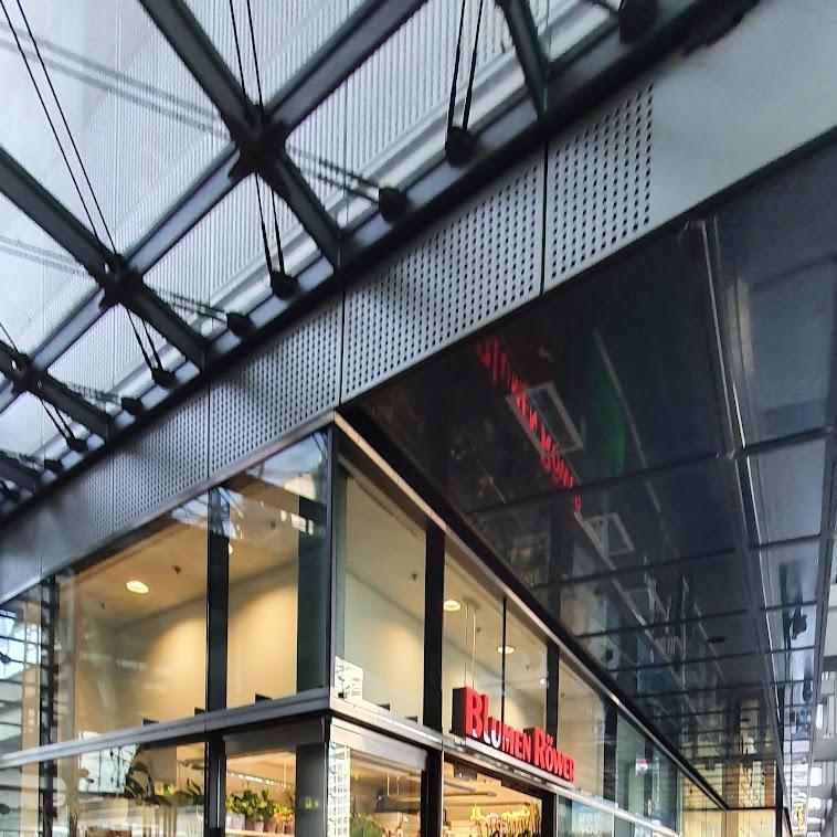 Restaurant "Blumen Röwer GmbH Hauptbahnhof" in Berlin