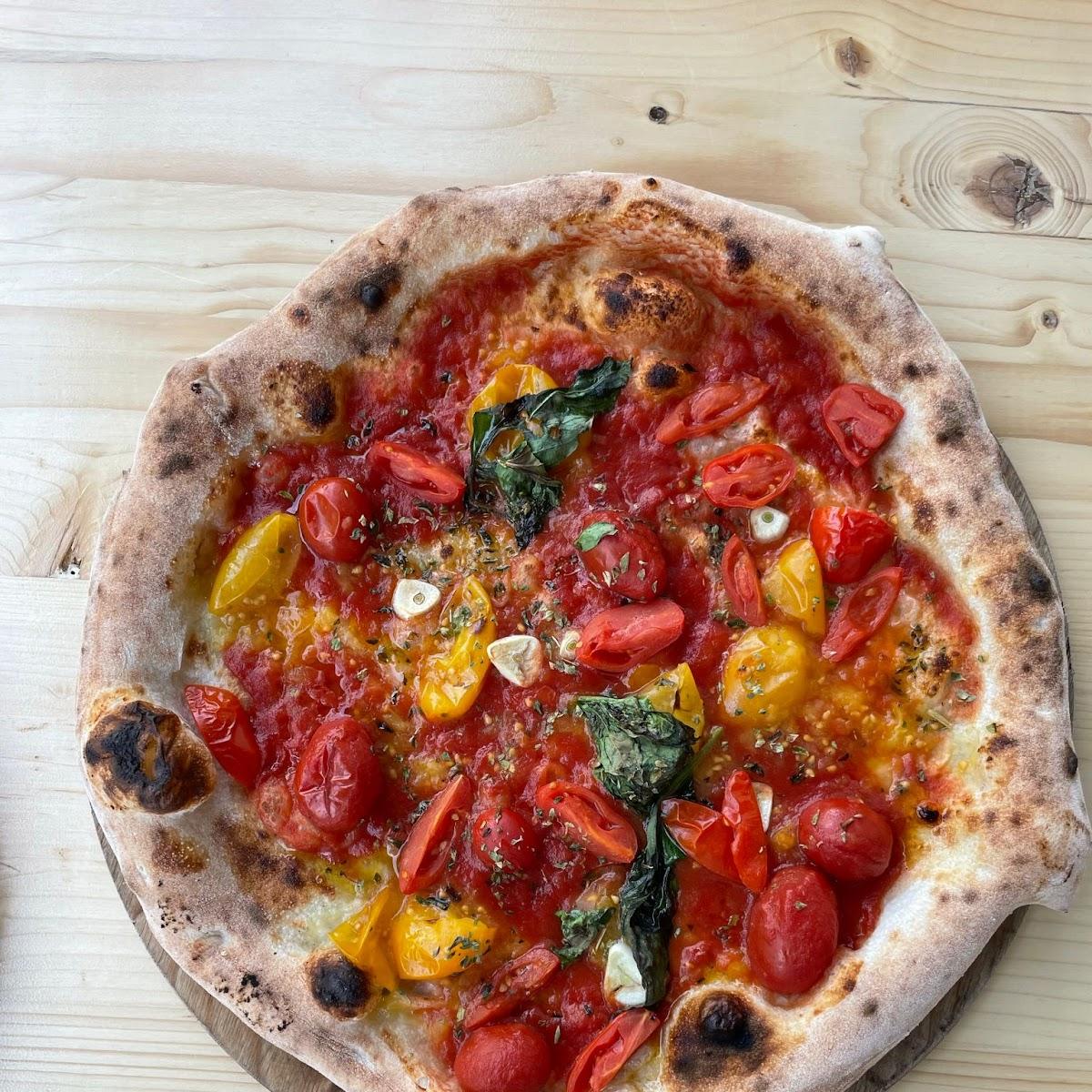 Restaurant "Cheers Kiez Pizza" in Berlin