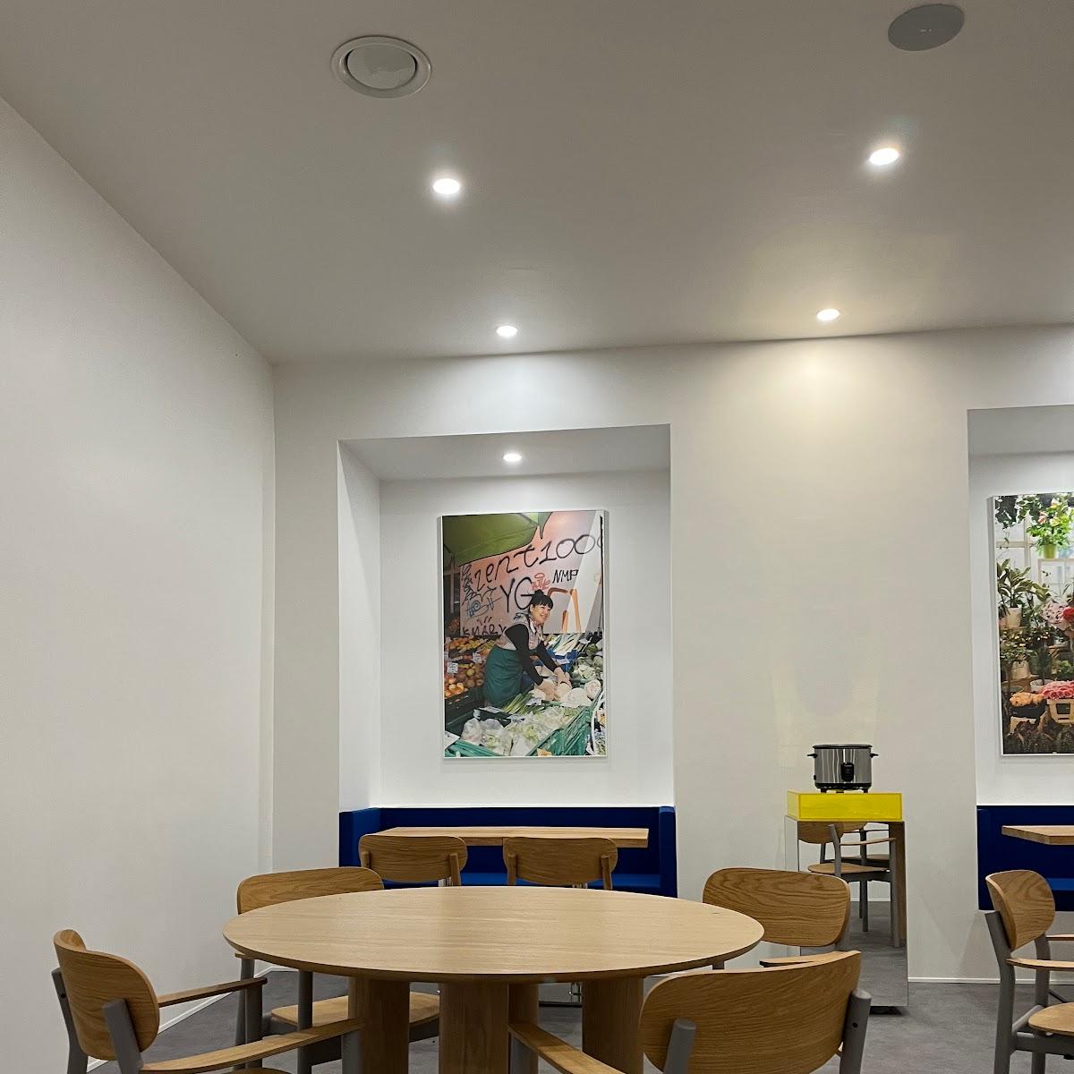 Restaurant "NHÀN" in Berlin