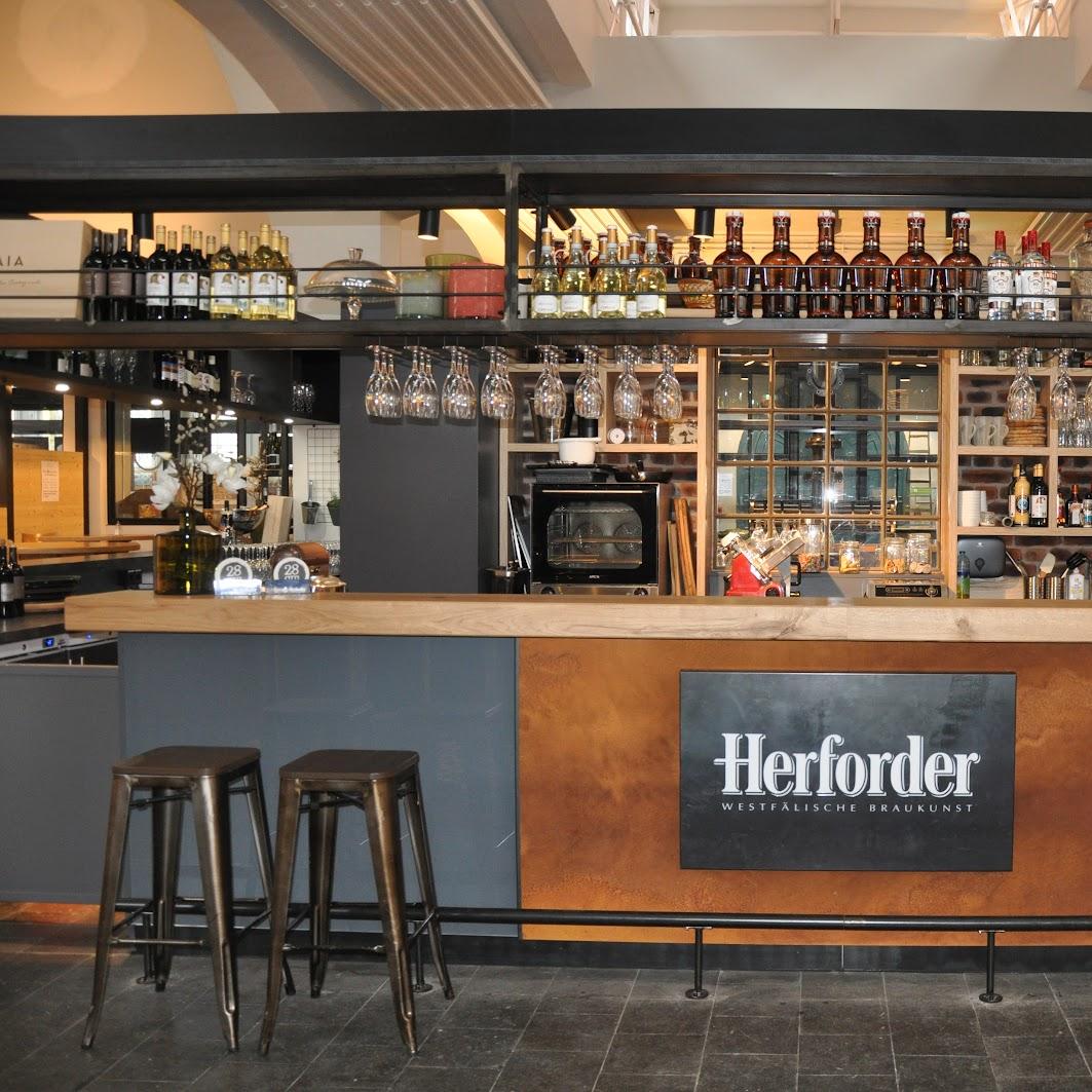 Restaurant "Diekmann Hotel- und Gaststättenbau GmbH & Co. KG" in Luhden