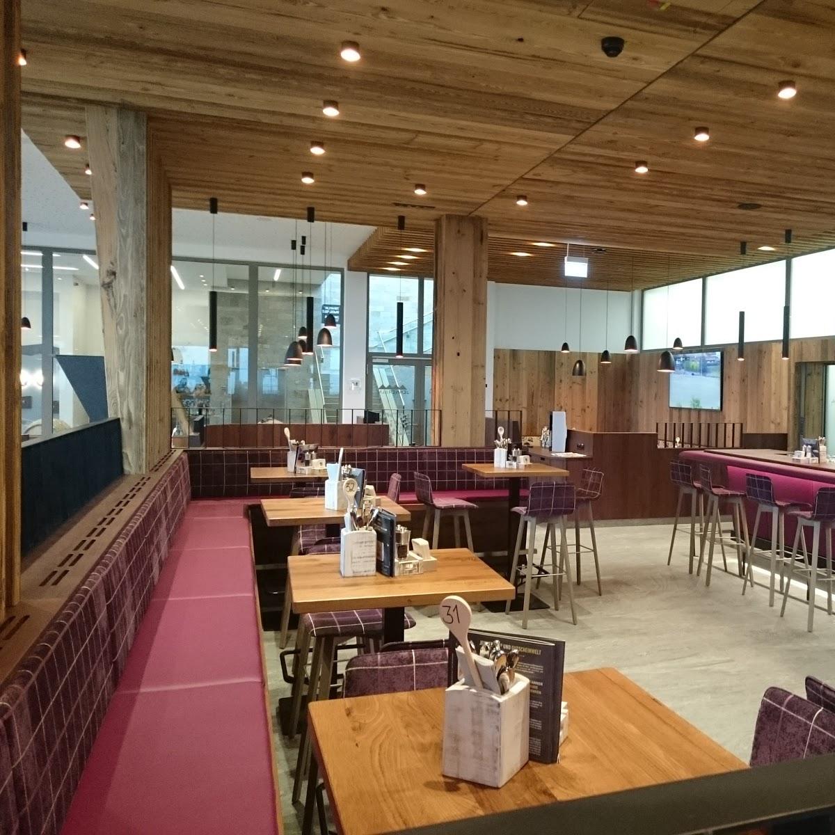 Restaurant "Jenneralm" in Schönau am Königssee