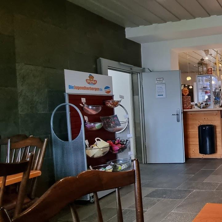 Restaurant "Biergarten in der Jugendherberge Burg Stahleck" in Bacharach