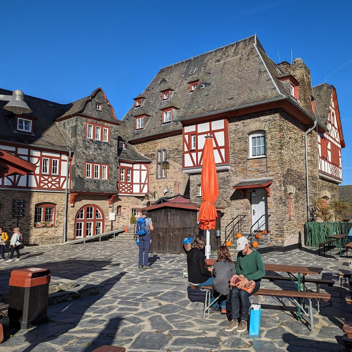Restaurant "Biergarten in der Jugendherberge Burg Stahleck" in Bacharach