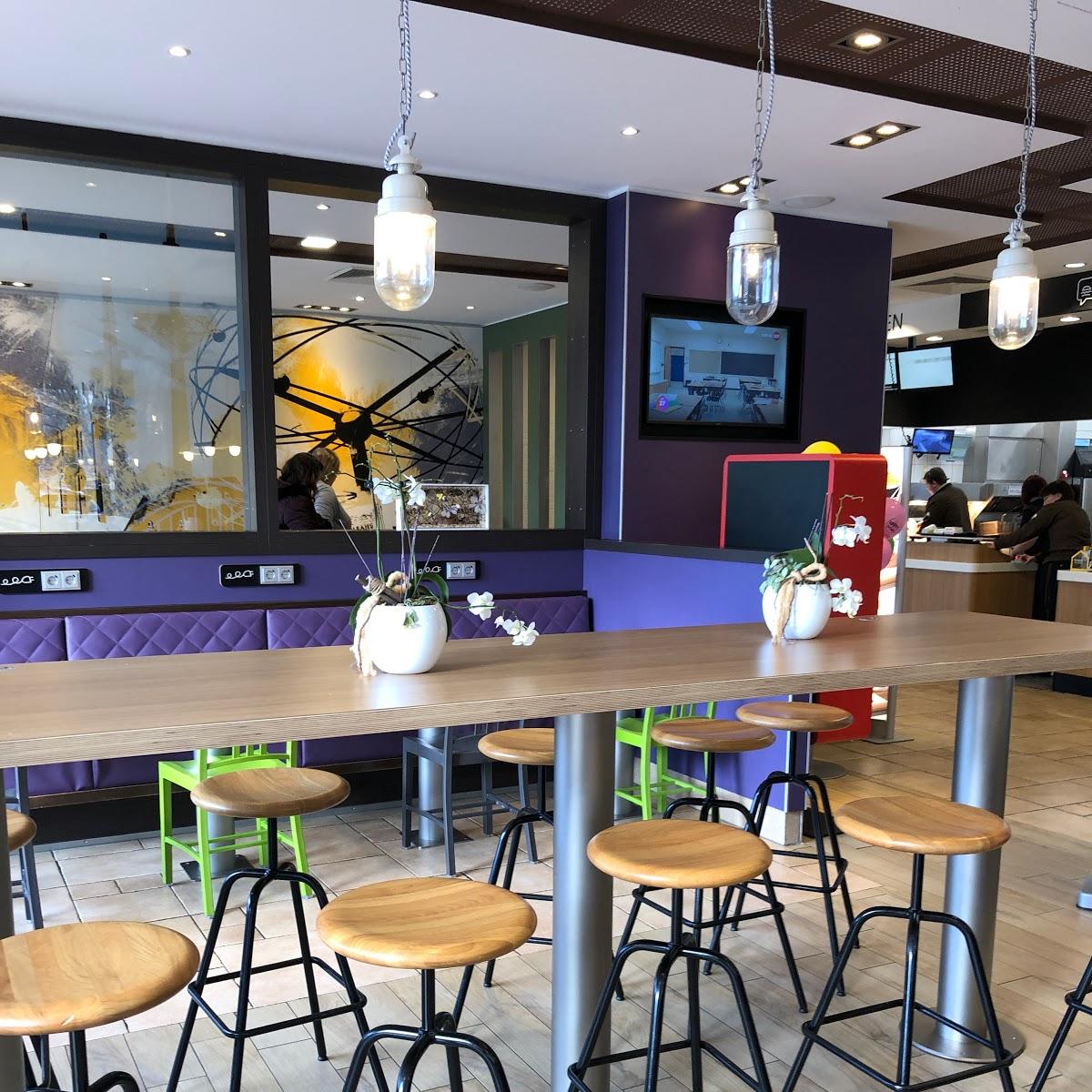 Restaurant "McDonald