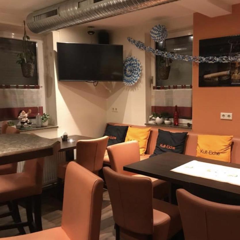 Restaurant "Kult Eiche" in Schwalbach am Taunus