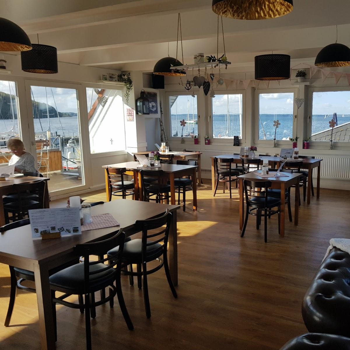 Restaurant "Café süßes Plätzchen" in Langballig