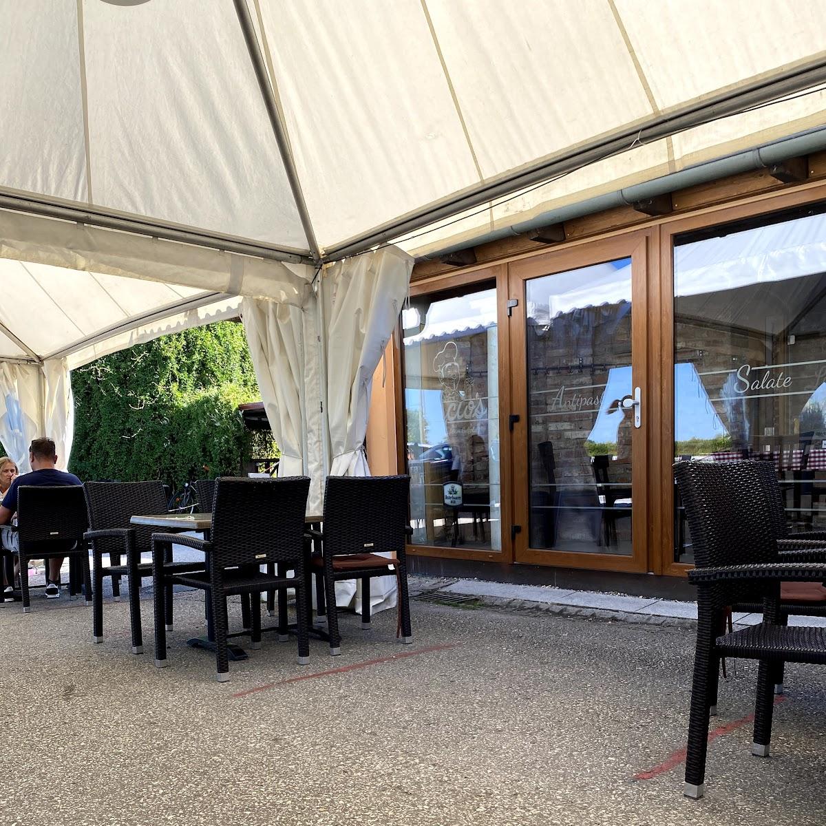 Restaurant "Lucios am Golfplatz" in Neuburg an der Donau