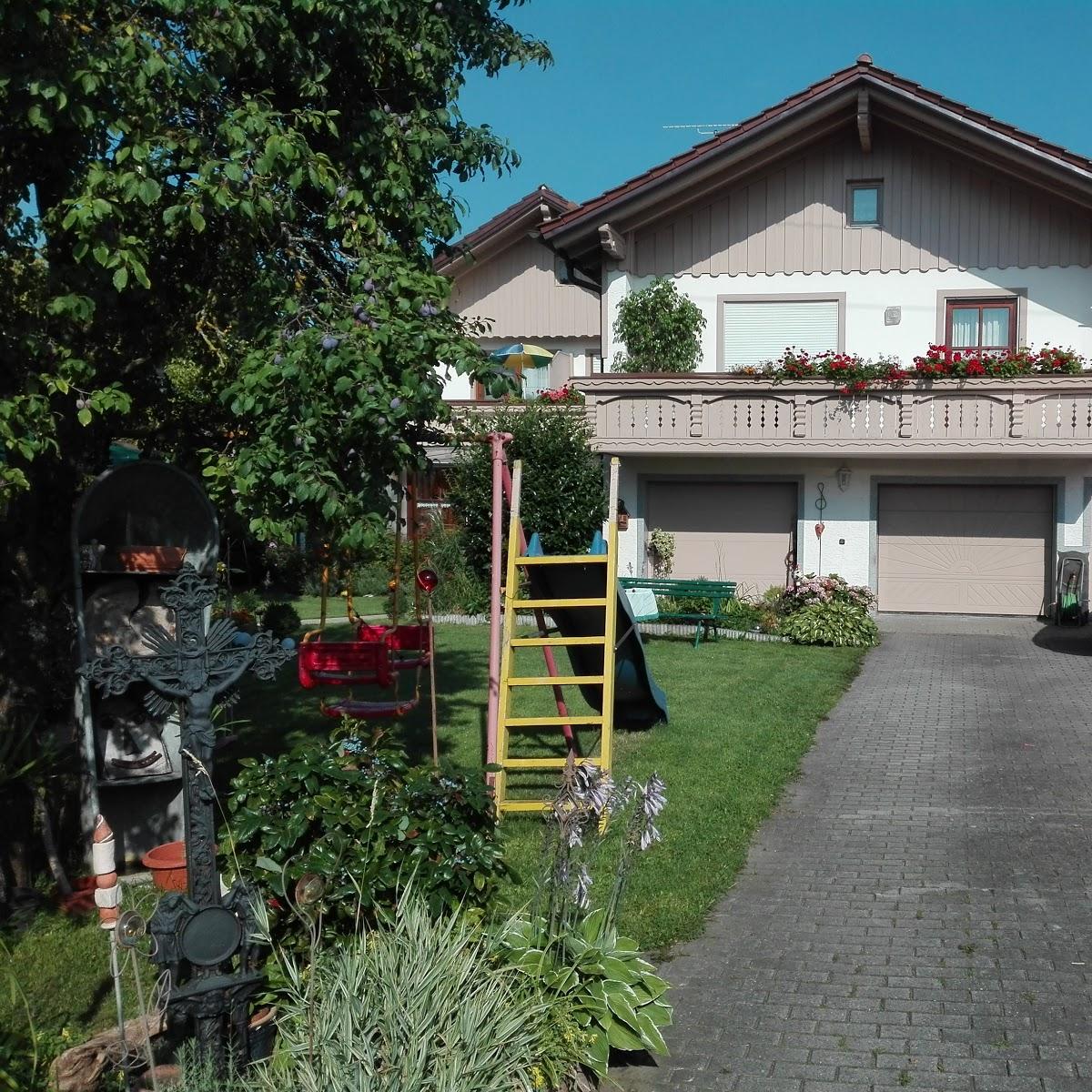 Restaurant "Ferienwohnung Mayrhofer" in Niederalteich