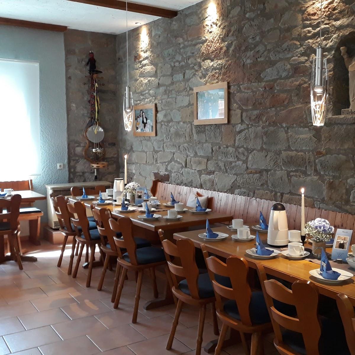 Restaurant "Weinbau & Heckenwirtschaft Ullrich (zum klanna Basso)" in Sand am Main