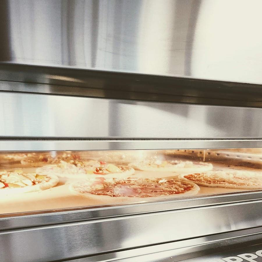 Restaurant "ToniZ Pizzabar , pizza, treuchlingen, pizza , pizzeria, essen, essen to go, schnelles essen" in Treuchtlingen