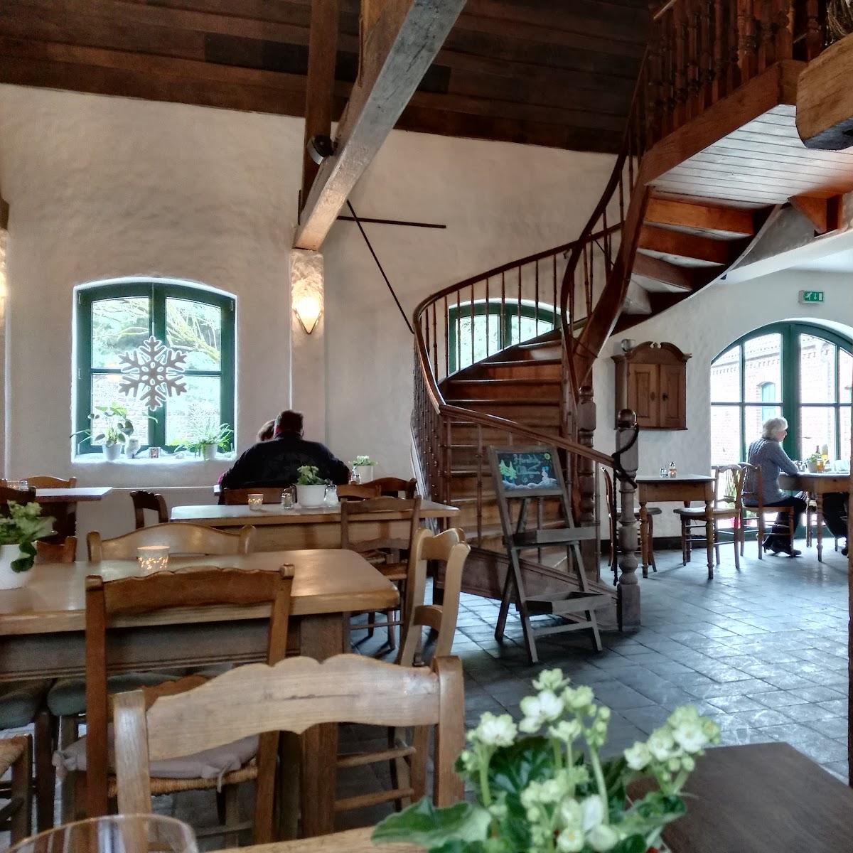 Restaurant "Cafe - Restaurant Baerlaghof - Milan Sen" in Issum