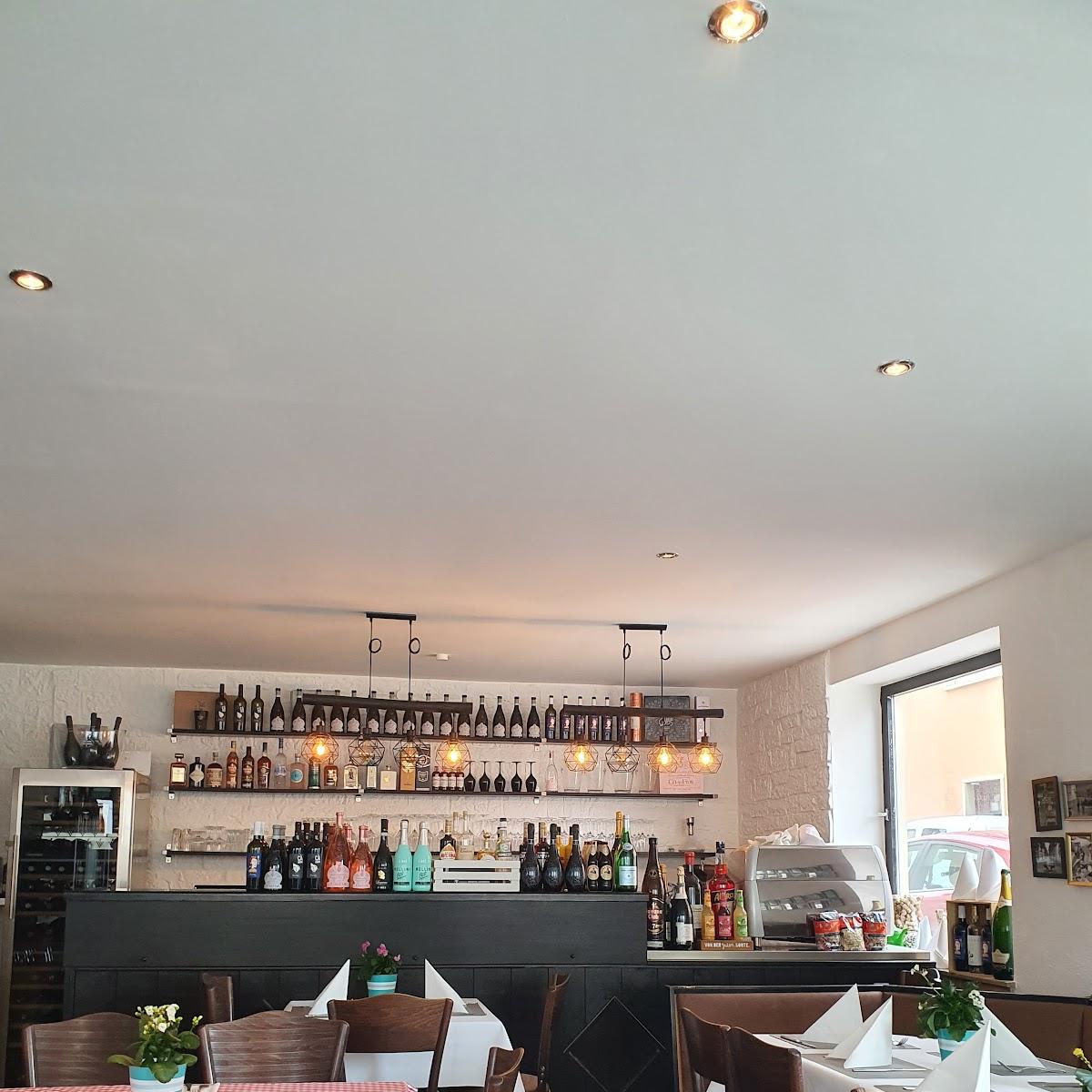 Restaurant "Osteria Vinoteca La Piazza" in Weißenhorn