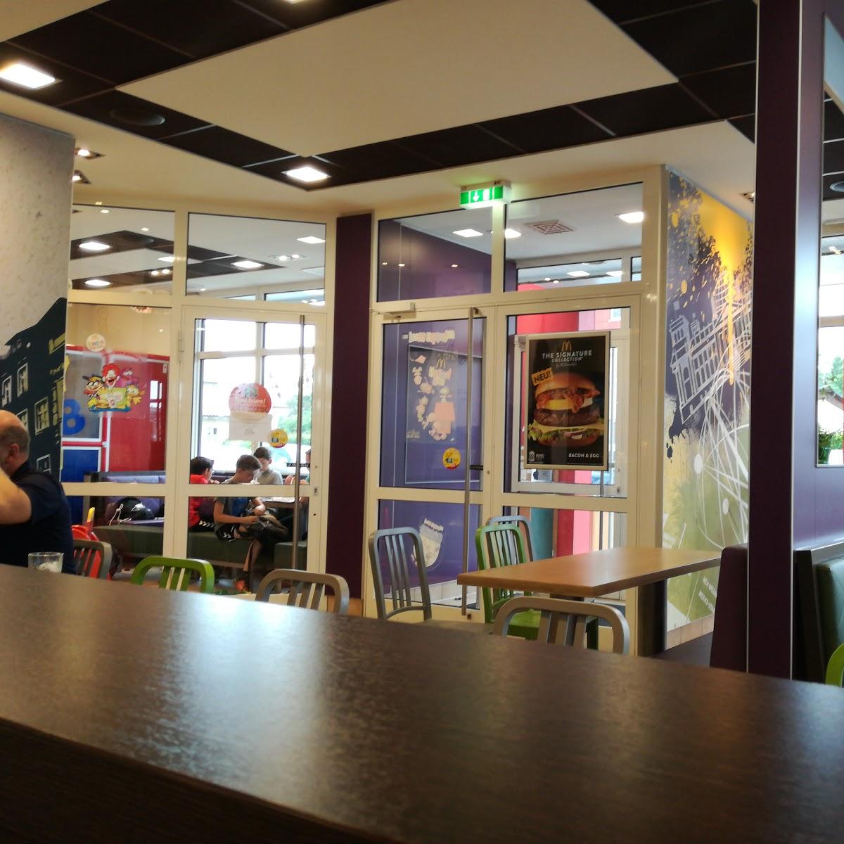 Restaurant "McDonald