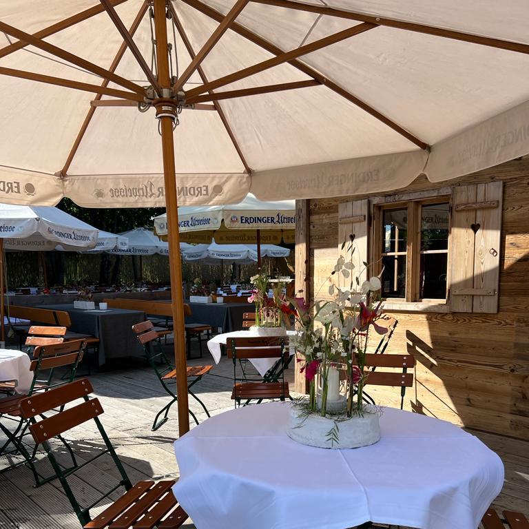 Restaurant "Platinum Biergarten" in Eggenfelden