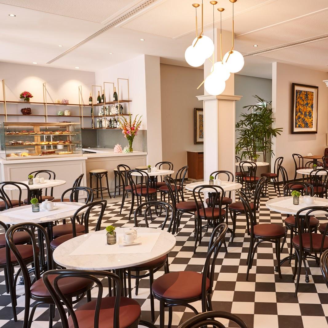 Restaurant "Charles Bistro & Café" in Königswinter