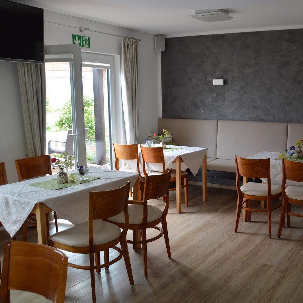 Restaurant "Cafe im Gartenhaus" in Lügde