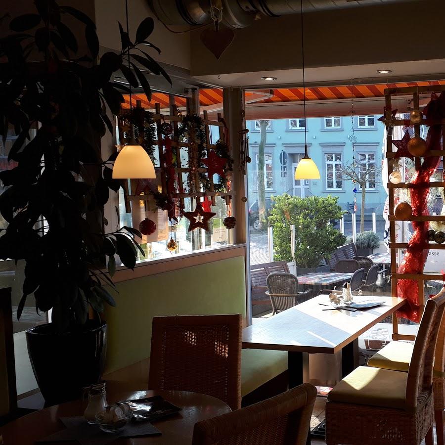 Restaurant "Café Marché" in Rees