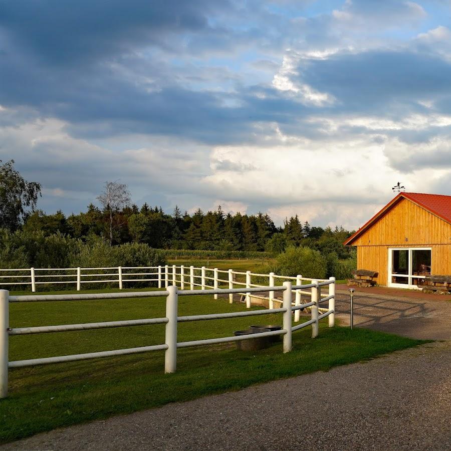 Restaurant "Carstens Ferienhof" in Rantrum