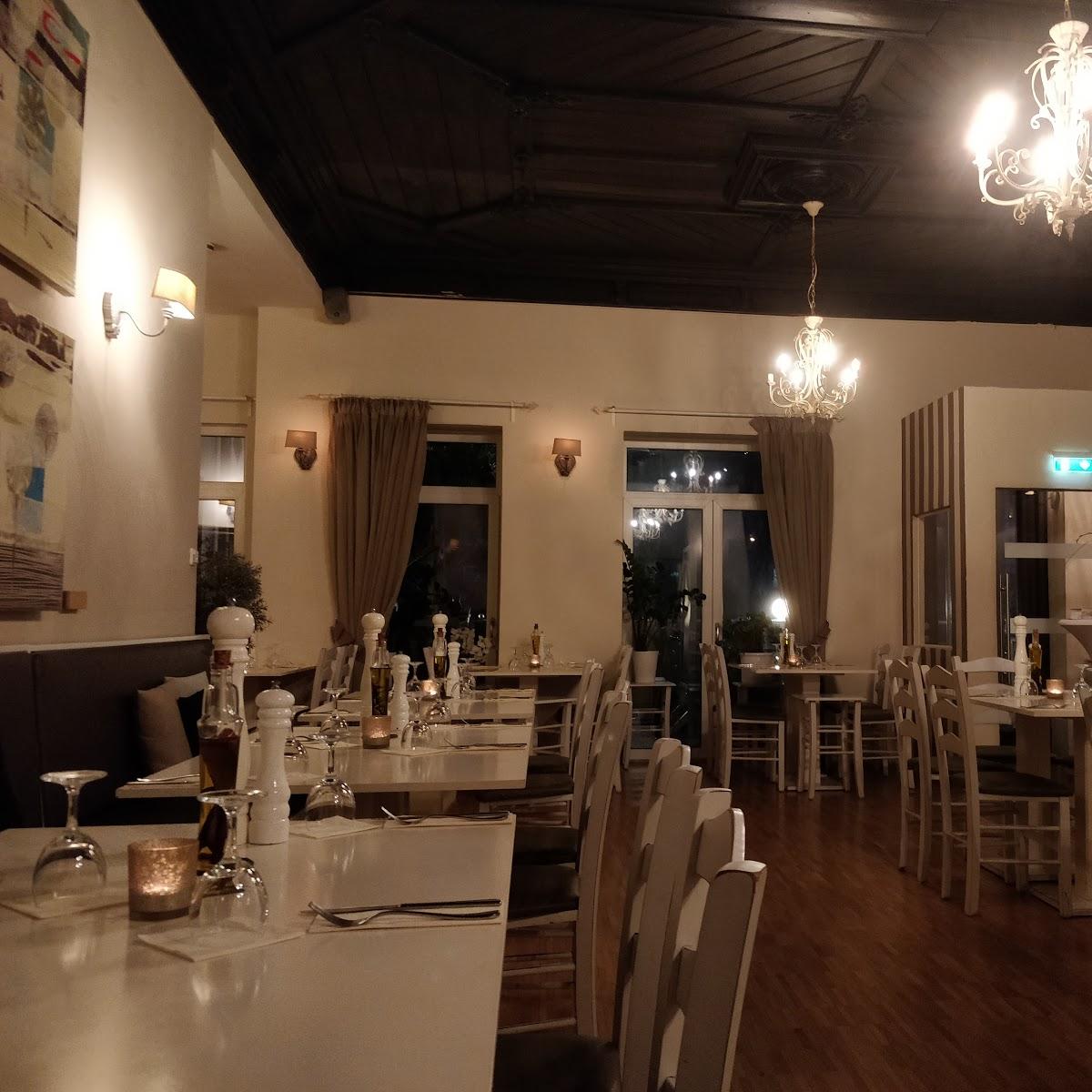 Restaurant "Mediterrane Kuzina" in Altena