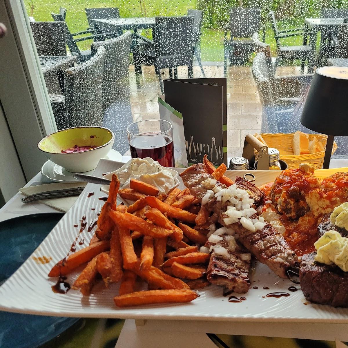 Restaurant "Neros" in Hamm Am Rhein