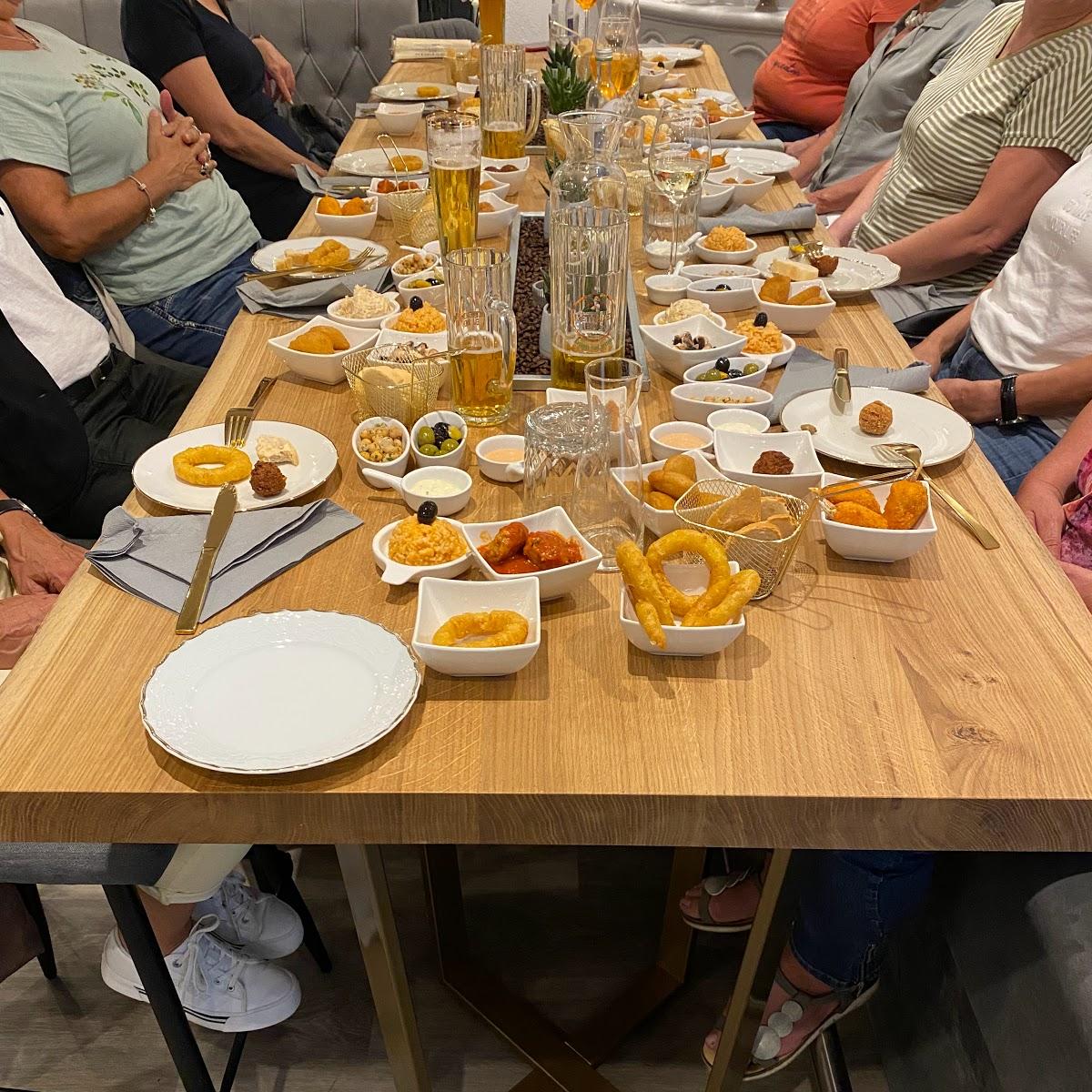 Restaurant "Törtchen & Tapas" in Schiltach