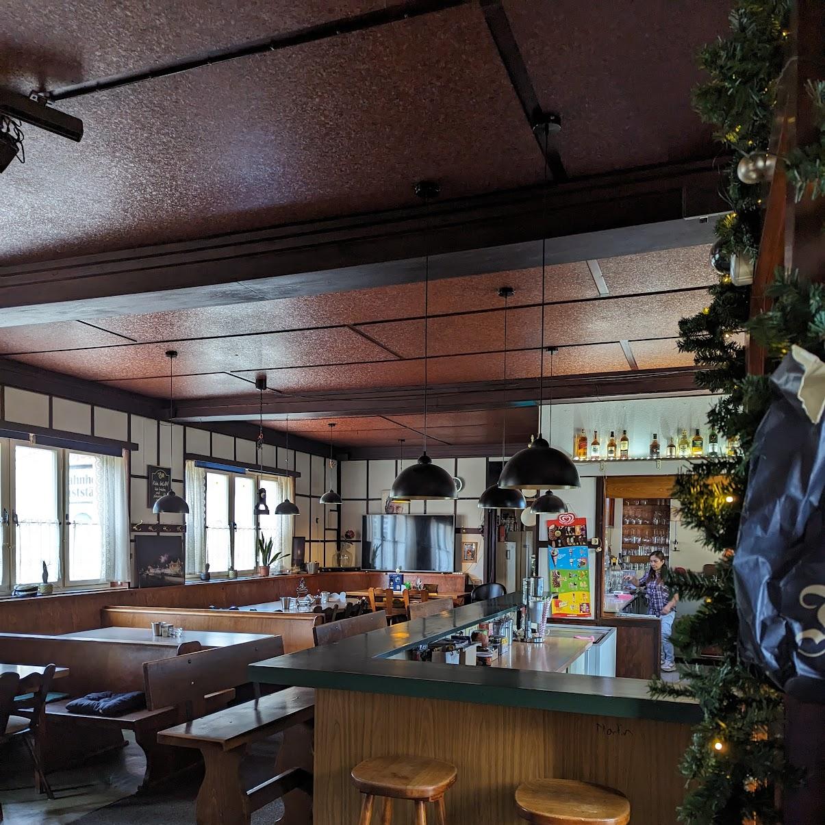 Restaurant "Bahnhofsgaststätte" in Lenningen