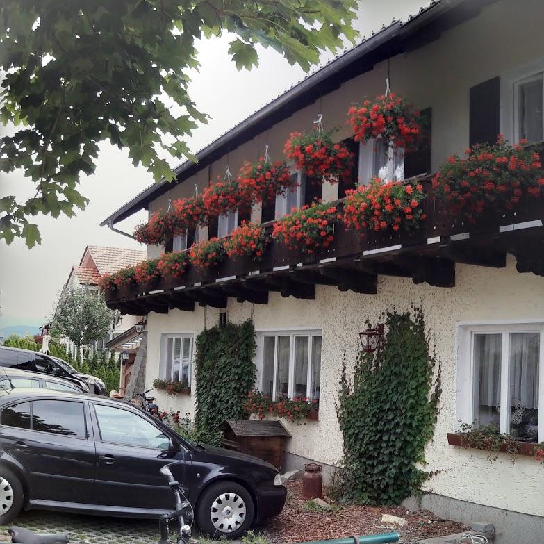 Restaurant "Wirtshaus Zum Kirchenwirt" in Teisnach