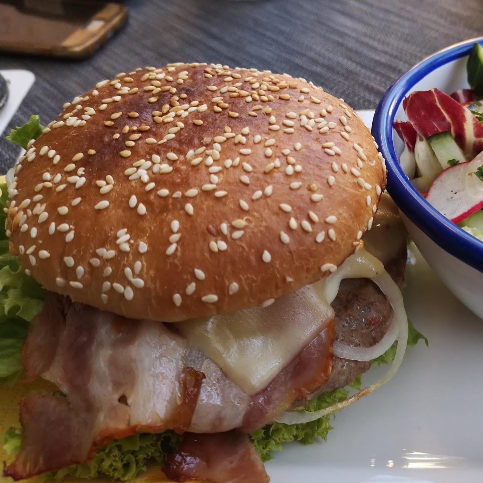 Restaurant "Café Snackbar Kaffeedscherl" in Ruhmannsfelden