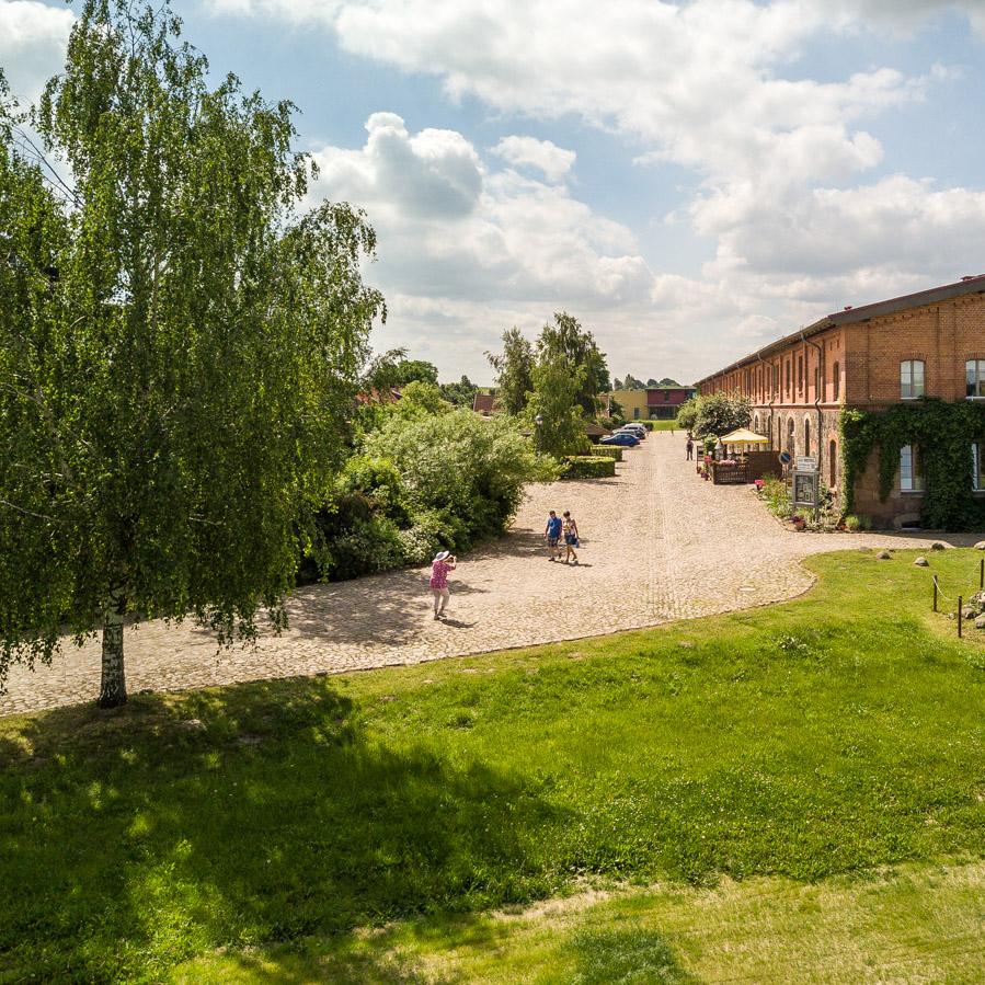 Restaurant "Landhotel Zur Scheune" in Bollewick