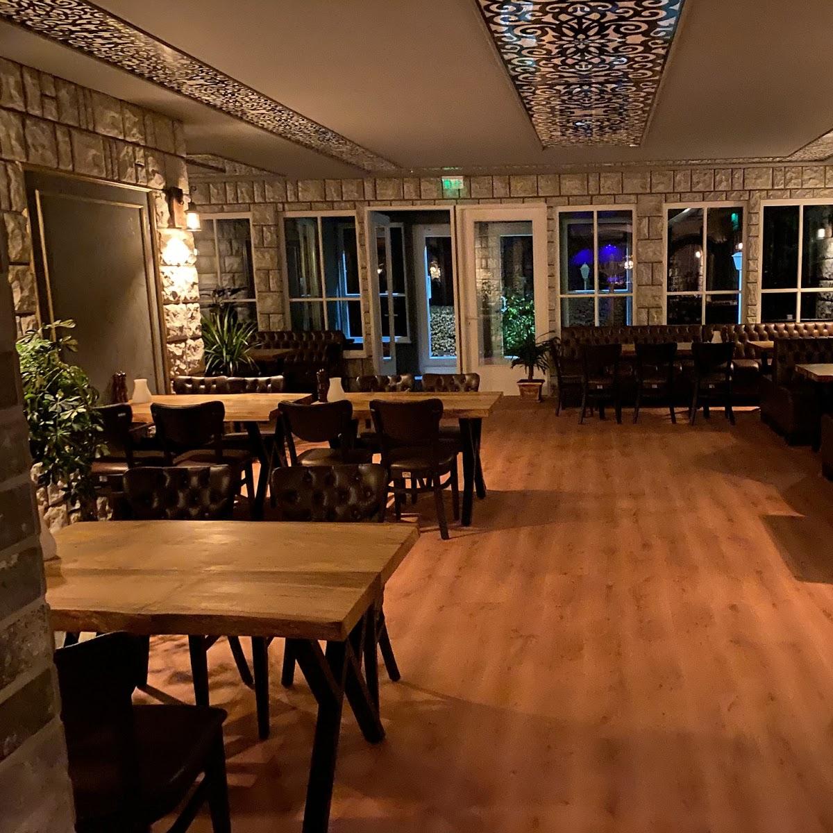 Restaurant "Castello Restaurant" in Tüttendorf