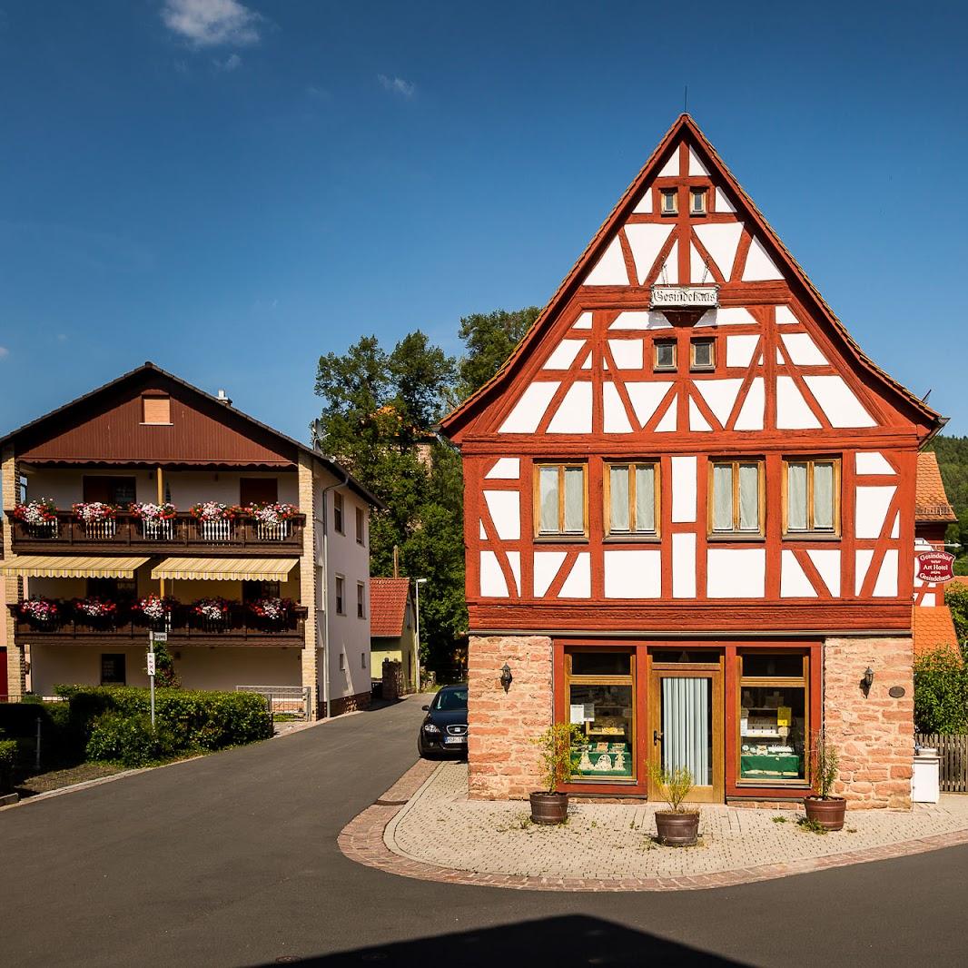 Restaurant " Art-Hotel  und Ferienhaus  Gesindehaus " in Burgsinn