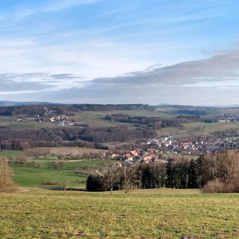 Restaurant " Haus am Schwarzbach  Ferienwohnung und Gästezimmer" in Dettighofen