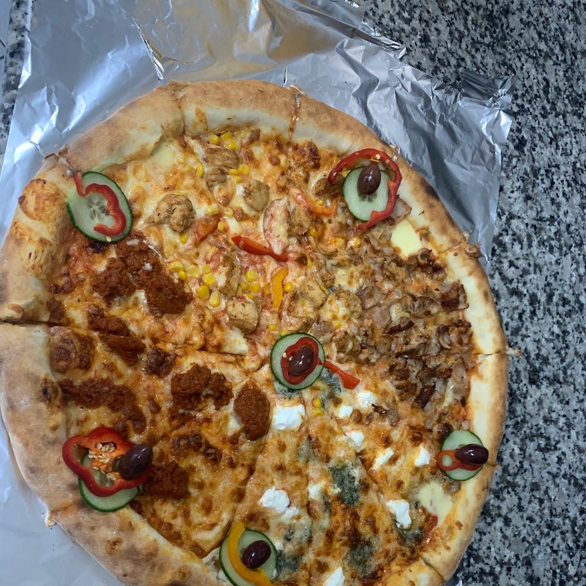 Restaurant "Pizza Hollywood" in Amstetten