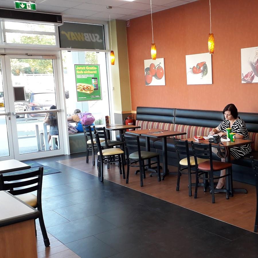 Restaurant "Subway" in Amstetten