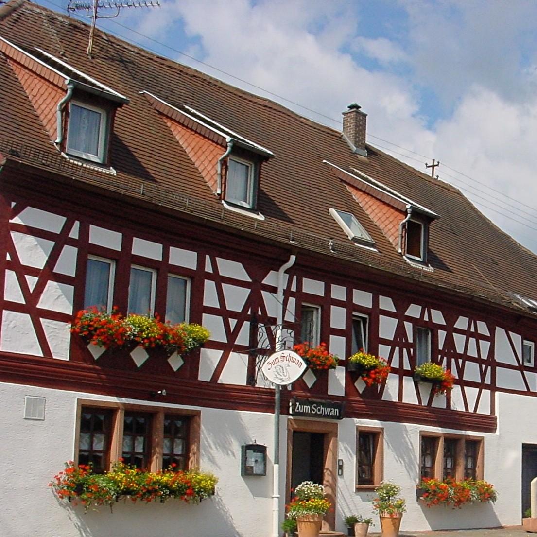 Restaurant "Landgasthof und Hotel  Zum Schwan  GmbH" in Trippstadt