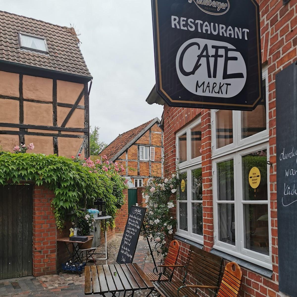 Restaurant "Café Markt" in Mölln