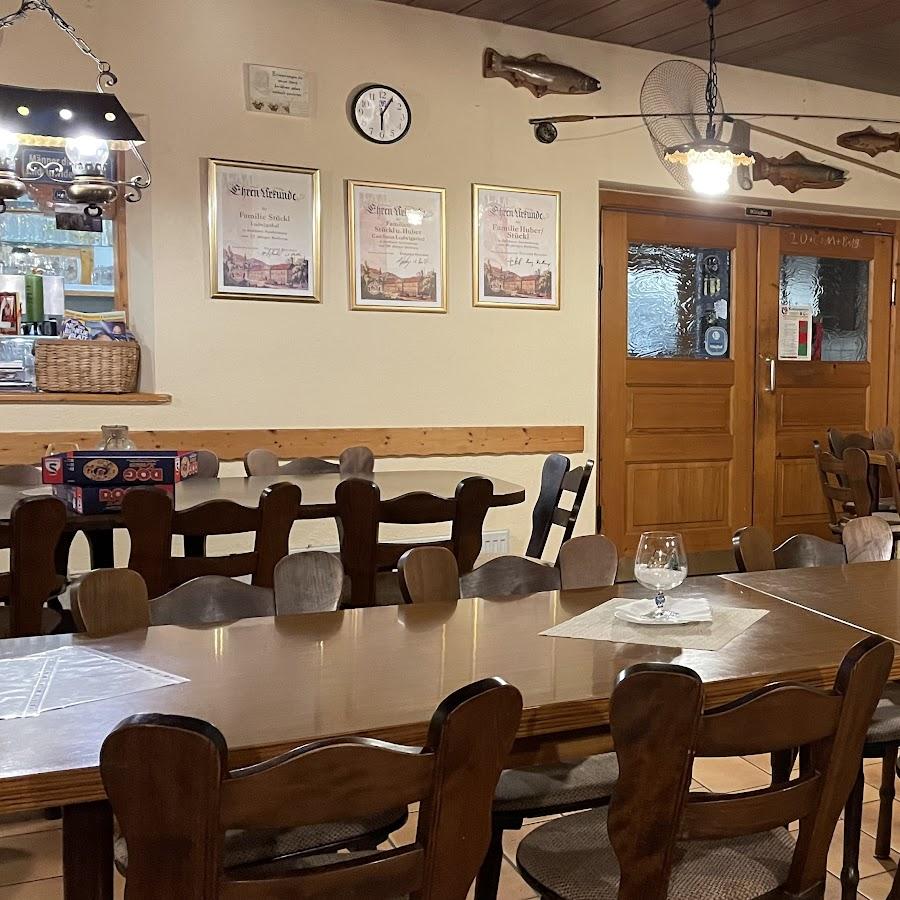 Restaurant "Gasthaus Ludwigsthal" in Lindberg