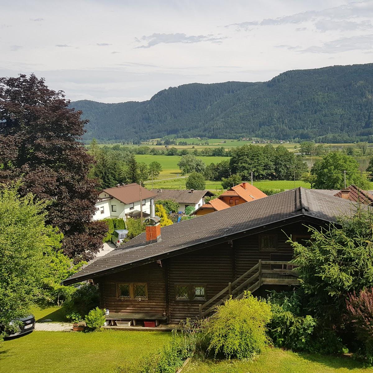 Restaurant "Pension Wolf Hilde Wolf" in Steindorf am Ossiacher See