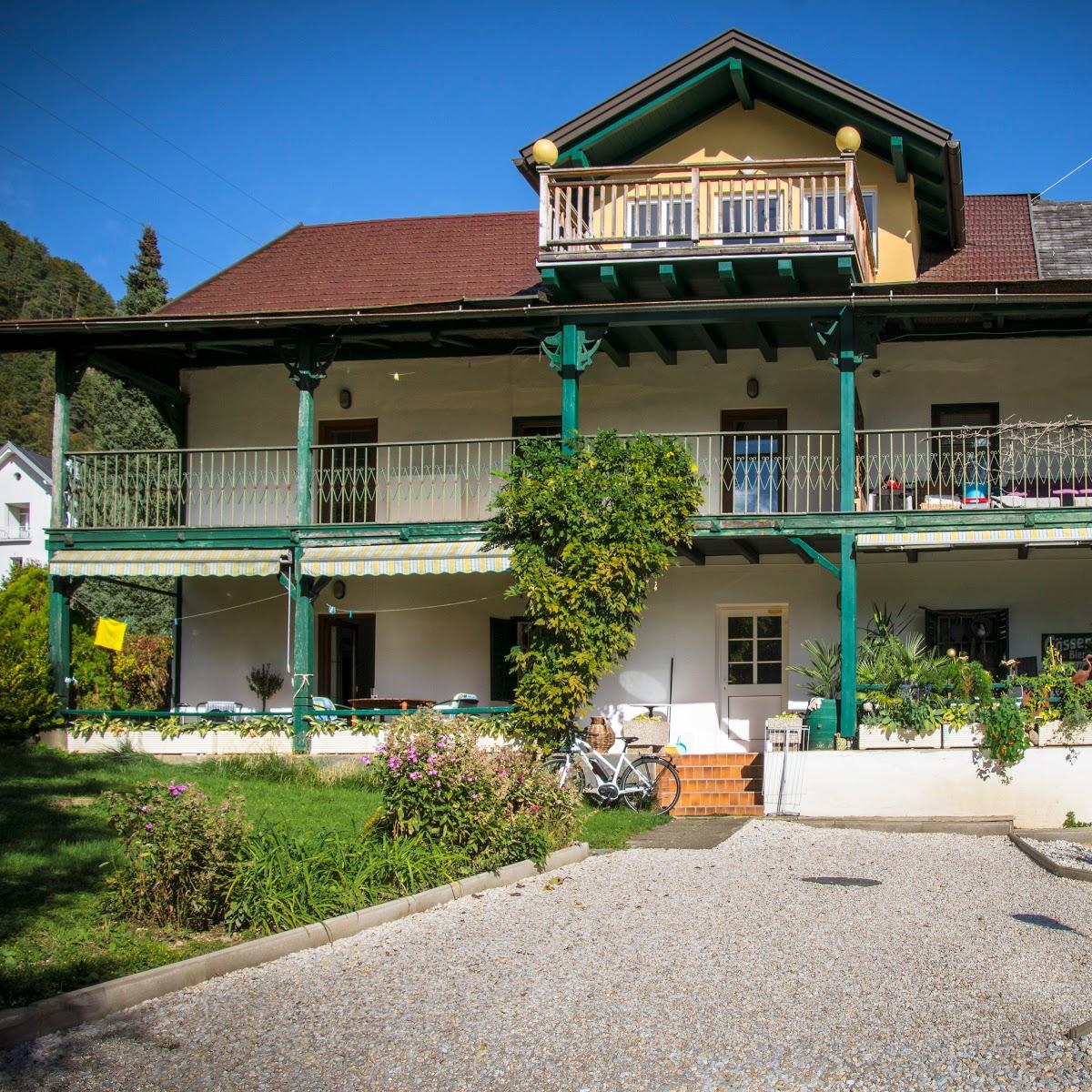 Restaurant "Ferienwohungen Schweinzer, Bauernhof Schweinzer" in Steindorf am Ossiacher See