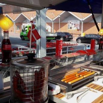 Restaurant "HotDog de luxe , Jan Becker" in Stockelsdorf