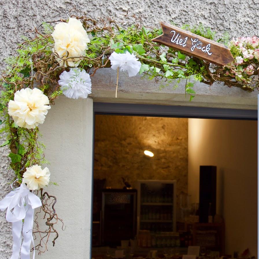 Restaurant "Obsthof Henes" in Lottstetten