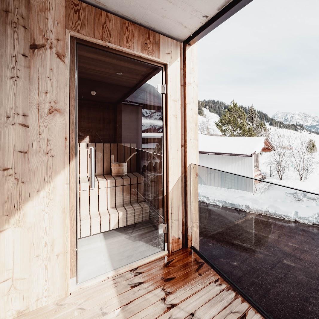 Restaurant "MONS. | Suites. Wine. Passion." in Tannheim